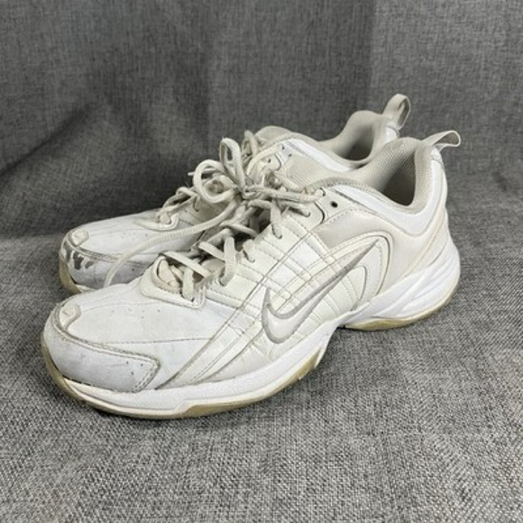 Nike T-Lite VIII Women's Athletic White Leather Shoes 386508-111 size 9 - Picture 1 of 9
